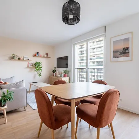 Apartment Tastefully Decorated 1bdparmentierrepublique