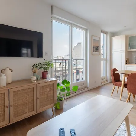 Apartment Tastefully Decorated 1bdparmentierrepublique